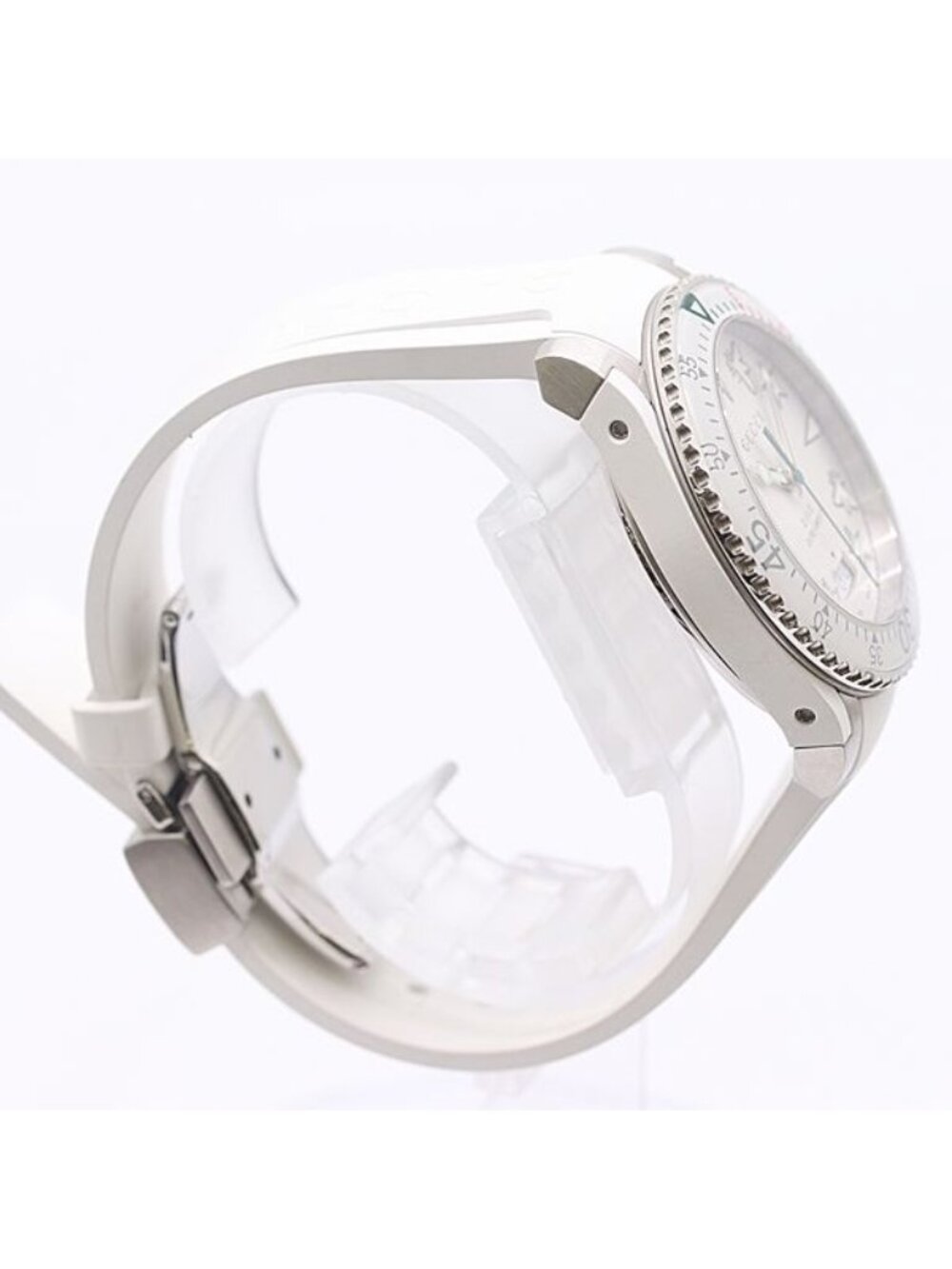 Gucci And Dive 40 mm 136.3 Quartz Silver Dial Watch - Picture 2 of 5